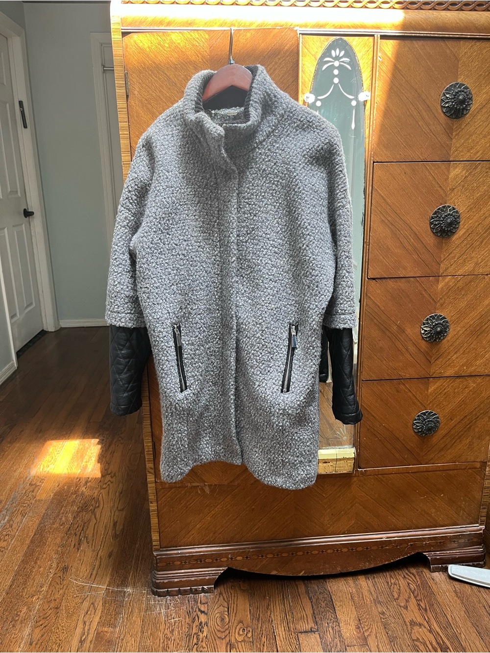 Vince Camuto Gray and Black Textured Jacket with Chain Detail